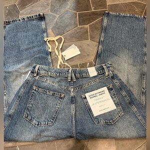 Good American Good Extreme Barrel Jeans